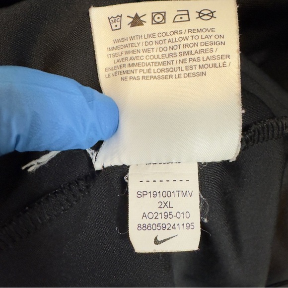 Nike Men's Black Golf Polo Shirt - Picture 6 of 6